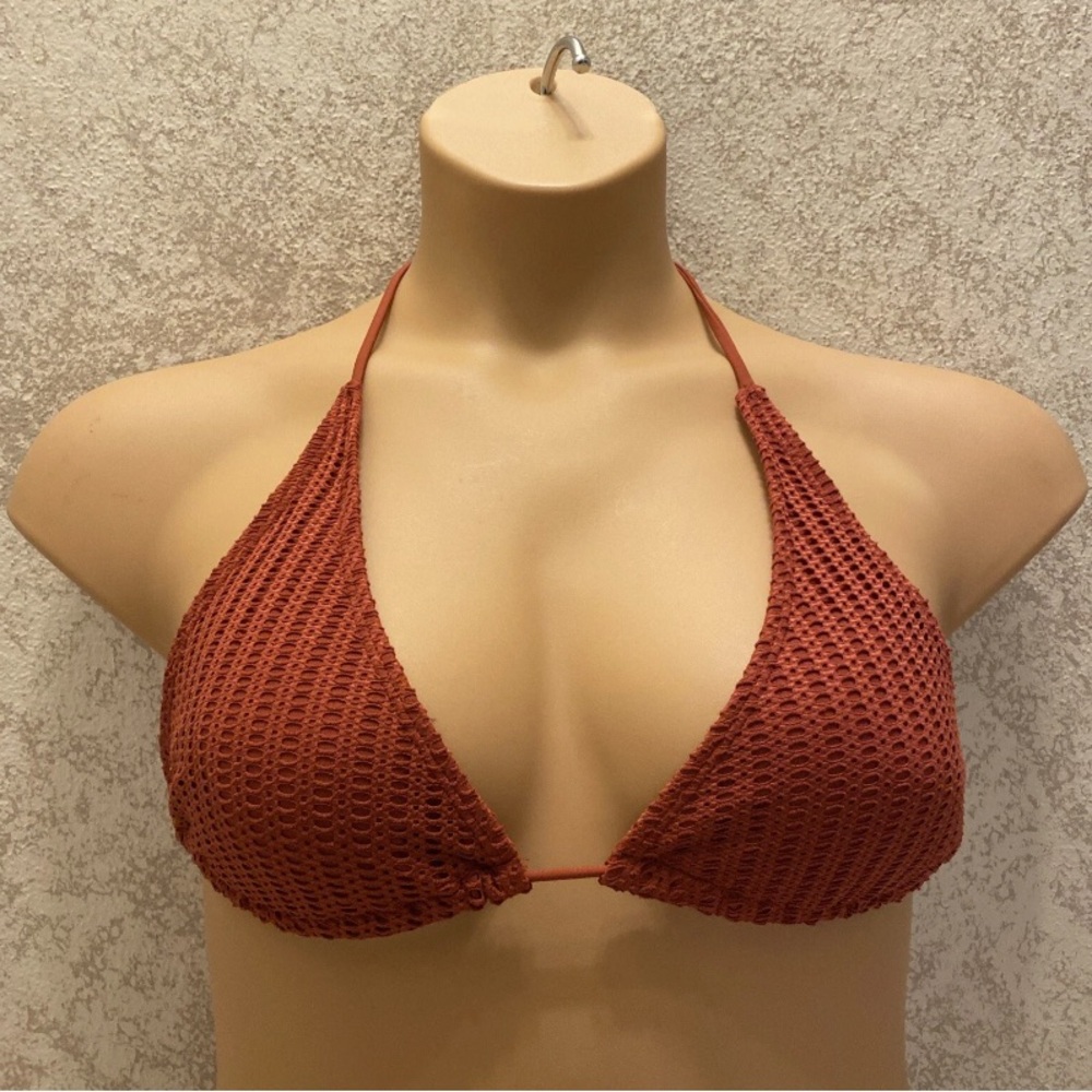 No Boundaries Rusty Brick Laser Cut Bikini Top